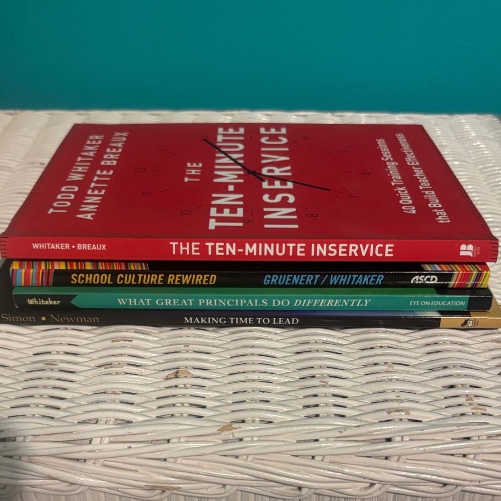 School Leader/ Principal Book Set